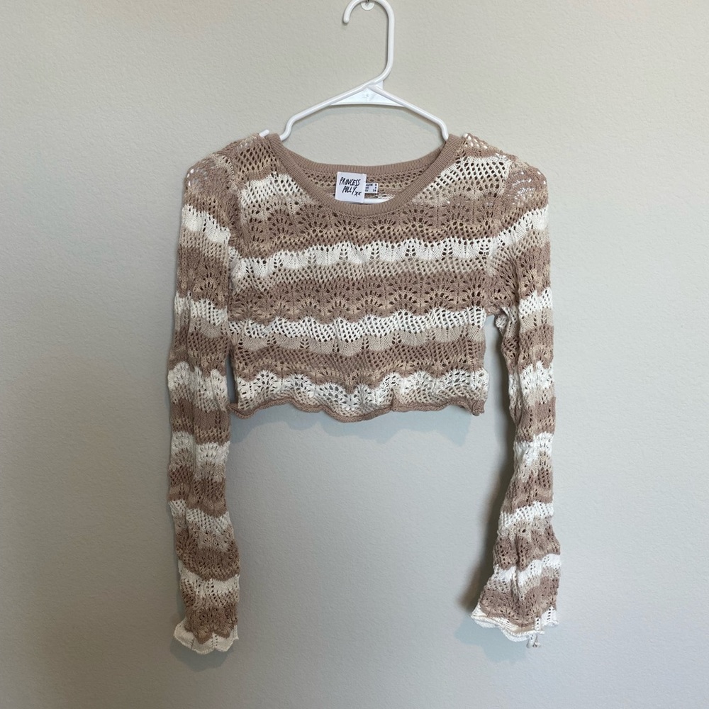 Knitted crop top